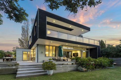 Photo of property in 37 Laurence Street, Manly, Whangaparaoa, 0930