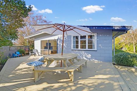 Photo of property in 13 Harker Street, Waipawa, 4210