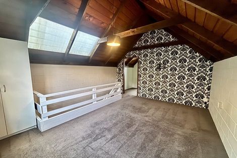 Photo of property in 5a Tapestry Grove, Silverstream, Upper Hutt, 5019