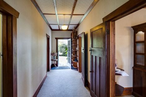 Photo of property in 108 Mayfair Avenue, Mayfair, Hastings, 4122