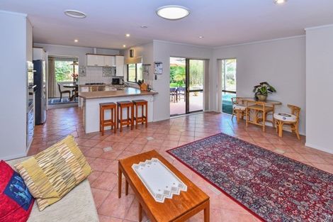 Photo of property in 3 Gaylord Place, Conifer Grove, Takanini, 2112