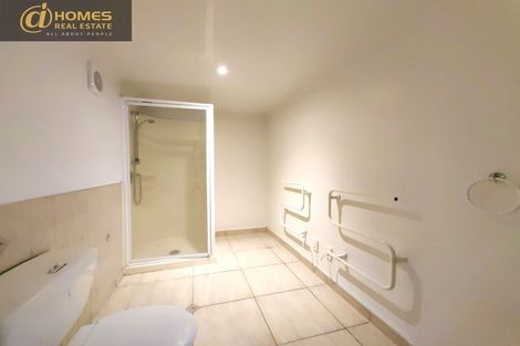 Photo of property in 40 Eyre Street, Henderson, Auckland, 0612