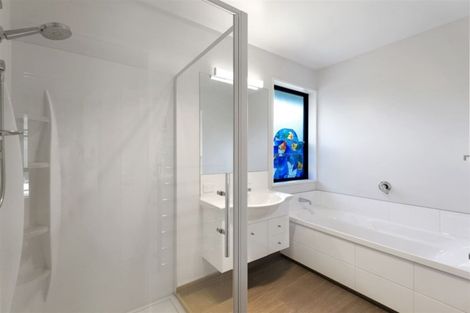 Photo of property in 16 Kilkivan Lane, Broomfield, Christchurch, 8042