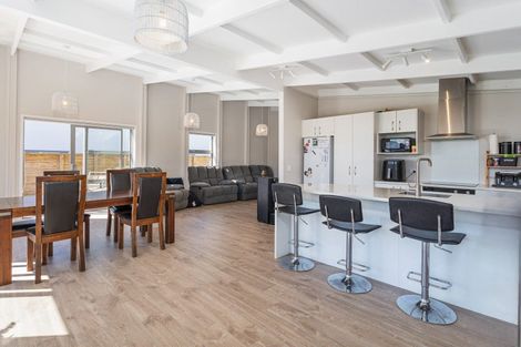 Photo of property in 8 Ngaroma Crescent, Whitianga, 3510