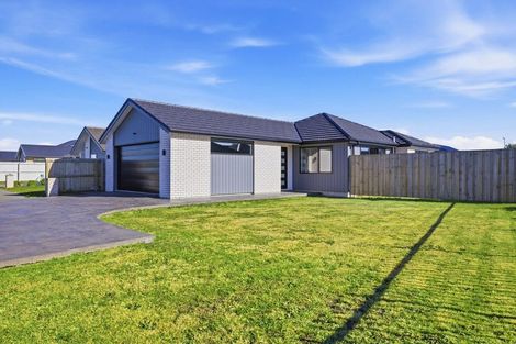 Photo of property in 32 Rubicon Place, Yaldhurst, Christchurch, 8042