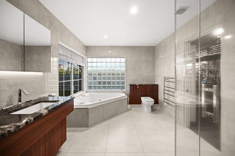 Photo of property in 18 Raungawari Drive, Huntington, Hamilton, 3210