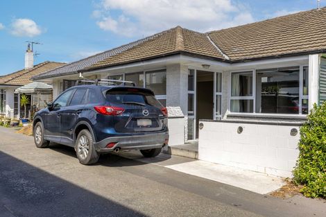 Photo of property in 2/990 Colombo Street, St Albans, Christchurch, 8014