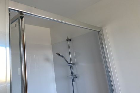 Photo of property in 2c Dianne Louise Drive, Half Moon Bay, Auckland, 2012