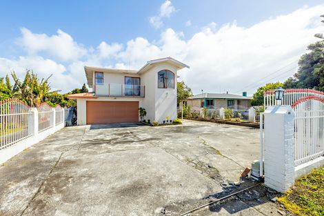 Photo of property in 1/4 Daniel Avenue, Mangere East, Auckland, 2024