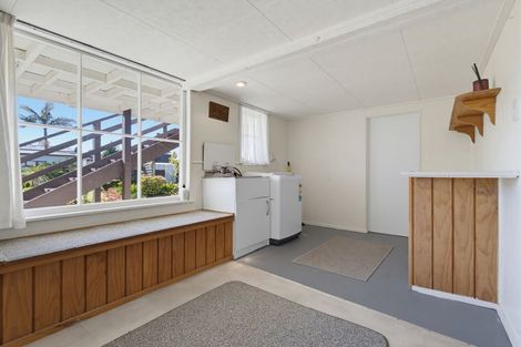 Photo of property in 281 Pohutukawa Avenue, Ohope, 3121