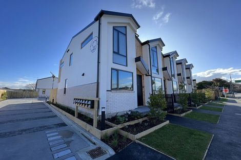 Photo of property in 2/18 Rutherford Street, Woolston, Christchurch, 8023