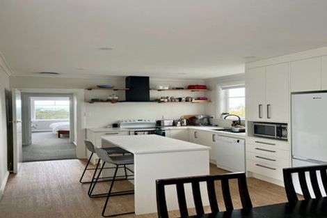 Photo of property in 12 Mertoun Terrace, Highbury, Wellington, 6012