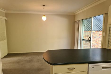 Photo of property in 2/266 Western Hills Drive, Avenues, Whangarei, 0110