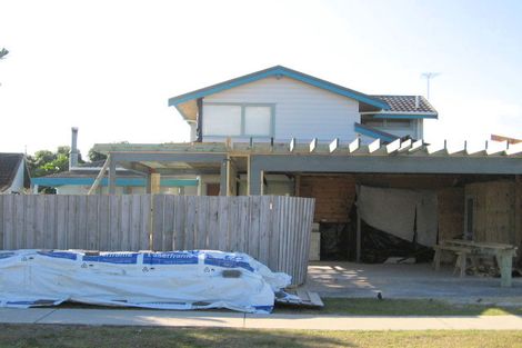 Photo of property in 137 Captain Cook Road, Cooks Beach, Whitianga, 3591