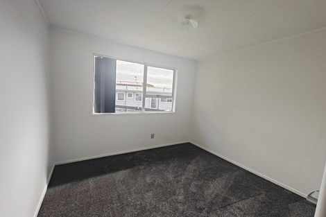 Photo of property in 10 Longreach Drive, Sunnyvale, Auckland, 0612