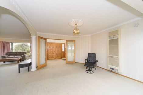 Photo of property in 62 Pacific Drive, Fitzherbert, Palmerston North, 4410