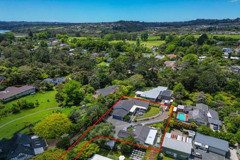 Photo of property in 49a Roland Road, Greenhithe, Auckland, 0632
