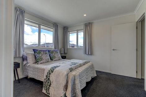 Photo of property in 11 Manawaroa Close, Grandview Heights, Hamilton, 3200