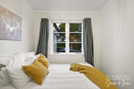 Photo of property in 422a Old Te Atatu Road, Te Atatu Peninsula, Auckland, 0610