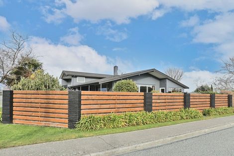 Photo of property in 27 Meldrum Street, Winton, 9720