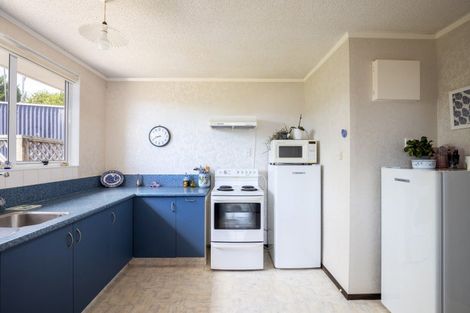 Photo of property in 33 South Road, Blagdon, New Plymouth, 4310