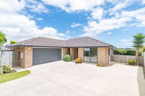 Photo of property in 26 Tokerau Crescent, Pukekohe, 2120