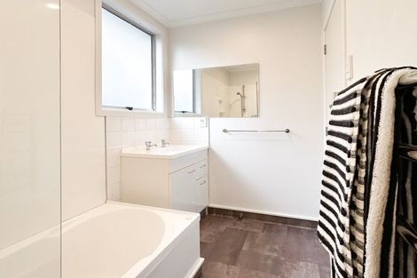 Photo of property in 163b Pembroke Street, Westown, New Plymouth, 4310