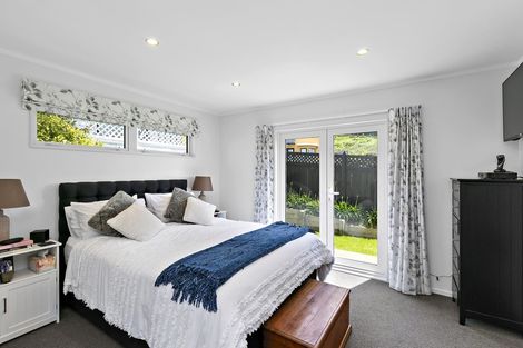 Photo of property in 47 Ashton Fitchett Drive, Brooklyn, Wellington, 6021