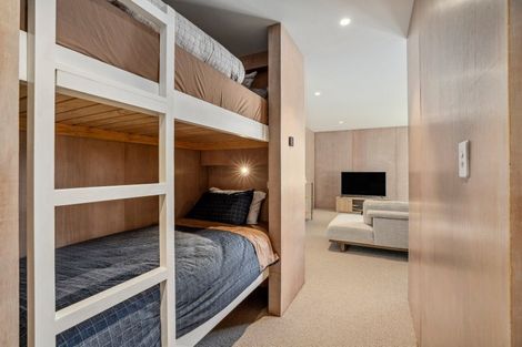 Photo of property in 25 Rubus Street, Wanaka, 9382