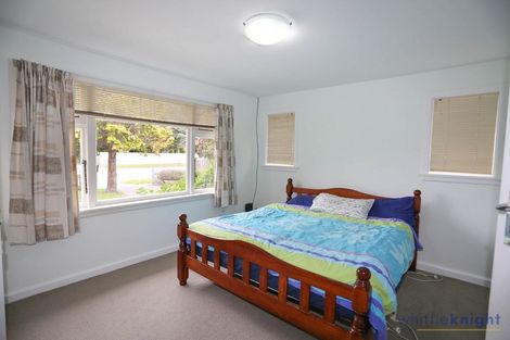 Photo of property in 124 Memorial Avenue, Burnside, Christchurch, 8053