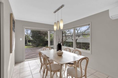 Photo of property in 8 Braid Road, St Andrews, Hamilton, 3200
