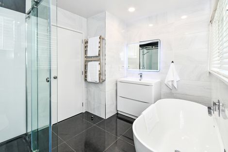 Photo of property in 10 Kavanagh Place, Opaheke, Papakura, 2113