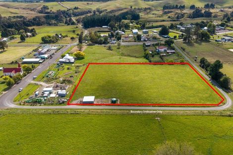 Photo of property in 12 Johnson Street, Ormondville, 4977