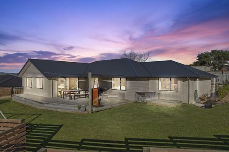 Photo of property in 18 Goddard Way, Sawyers Bay, Port Chalmers, 9023