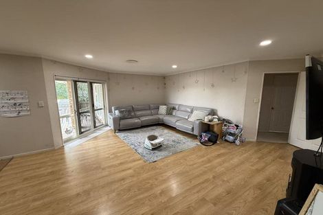 Photo of property in 6 Conacher Close, East Tamaki Heights, Auckland, 2016