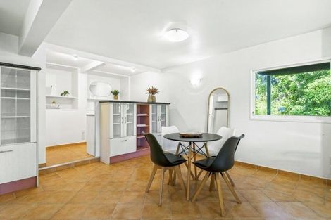 Photo of property in 7 Tranquil Glade, Hillcrest, Auckland, 0627