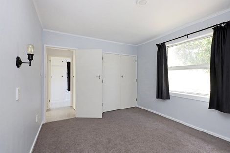 Photo of property in 2/69 Meeanee Road, Taradale, Napier, 4112