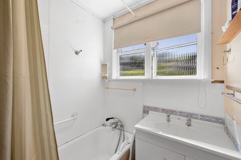 Photo of property in 21 Blackmore Street, Lynmouth, New Plymouth, 4310