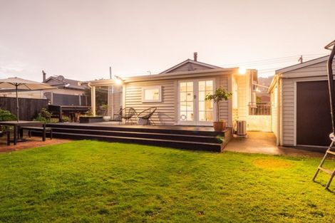 Photo of property in 167 Surrey Street, Saint Clair, Dunedin, 9012