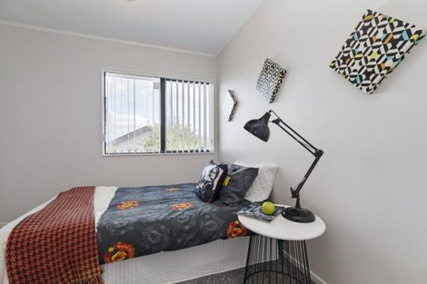 Photo of property in 1/67 Charntay Avenue, Clover Park, Auckland, 2019