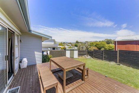 Photo of property in 62 Desert Gold Street, Ascot Park, Porirua, 5024