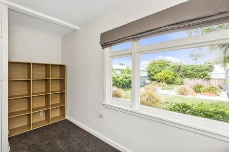 Photo of property in 18 Estuary Road, New Brighton, Christchurch, 8061