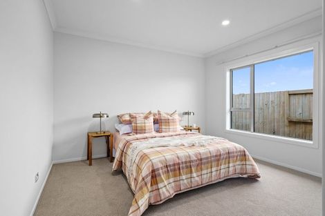 Photo of property in 35 Carnation Court, Cambridge, 3434