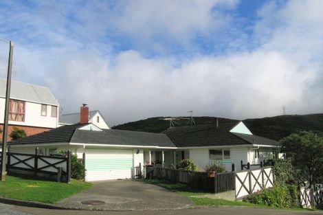 Photo of property in 12 Haast Close, Kelson, Lower Hutt, 5010