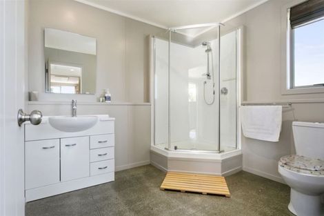 Photo of property in 61a Saint Kilda Road, Cambridge, 3434