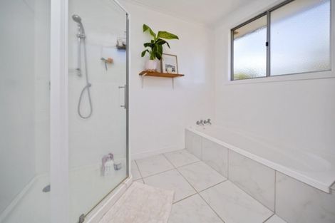 Photo of property in 6 Falstaff Street, Stratford, 4332