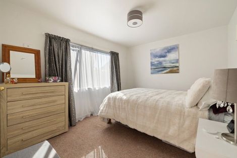 Photo of property in 8 Kawarau Place, Frankton, Queenstown, 9300