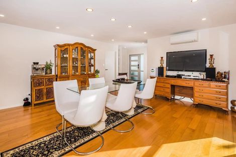 Photo of property in 6a Mchardy Place, Glenfield, Auckland, 0627