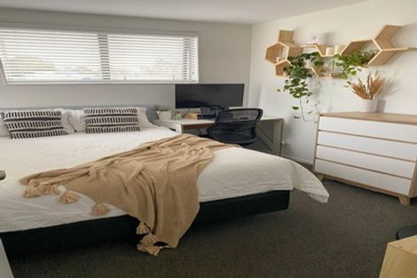 Photo of property in 16a Universal Drive, Henderson, Auckland, 0610