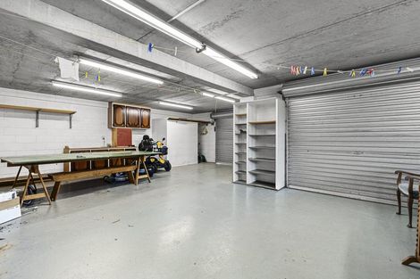 Photo of property in 11 Kellyville Heights, Merrilands, New Plymouth, 4312